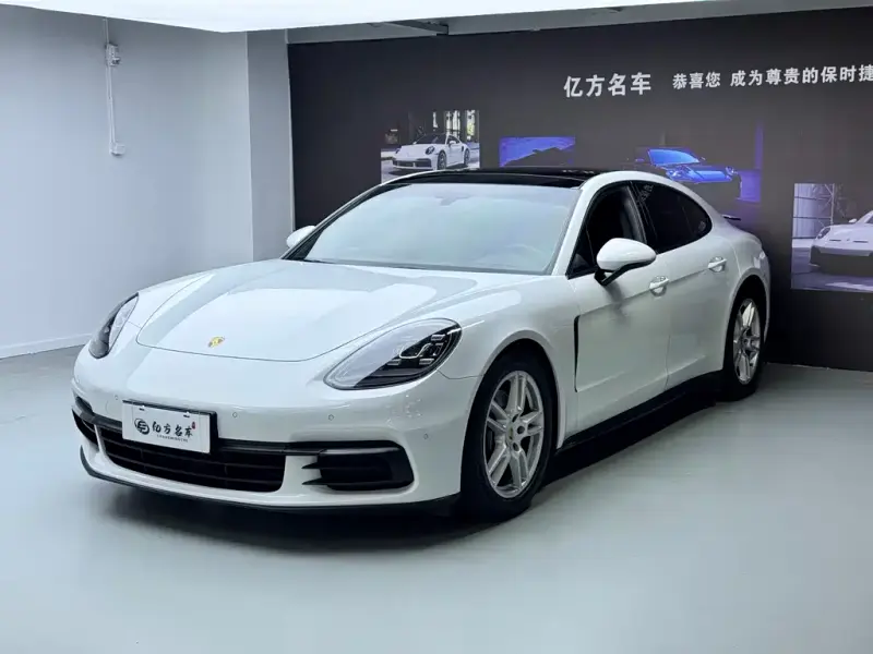 Porsche Panamera, 2017