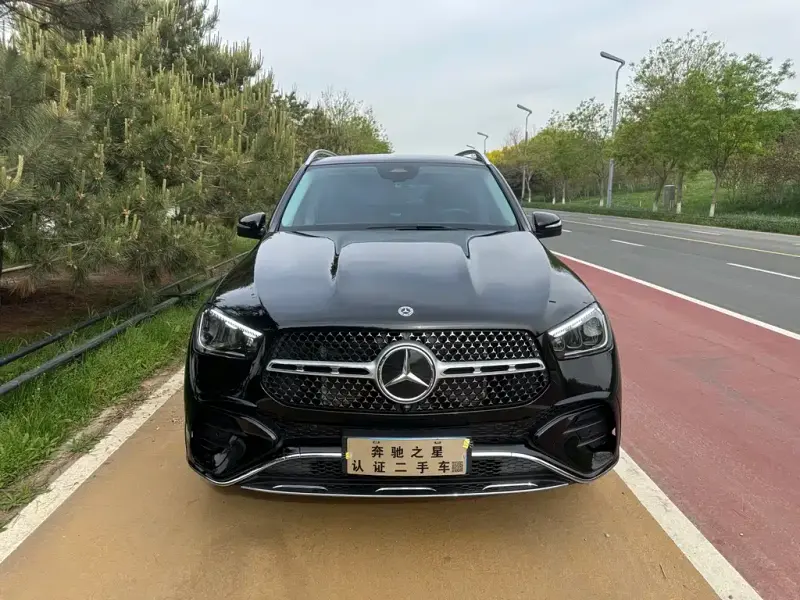 Mercedes-Benz GLE( ), 2025