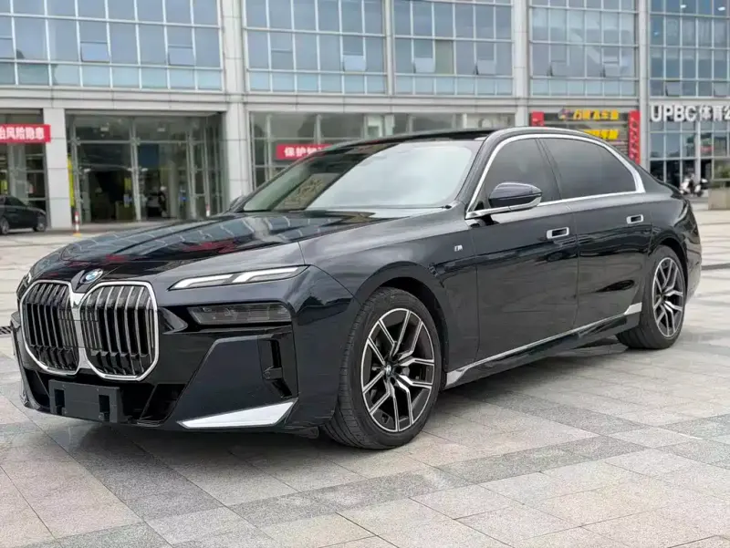 BMW 7 Series, 2025