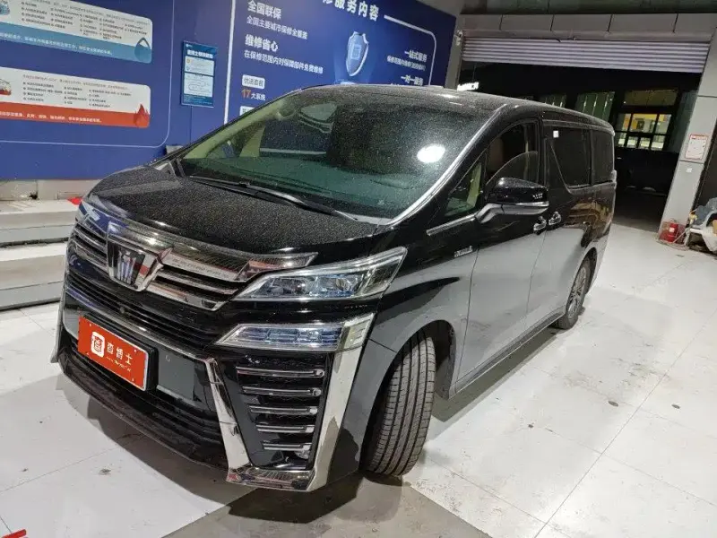 Toyota Vellfire, 2022
