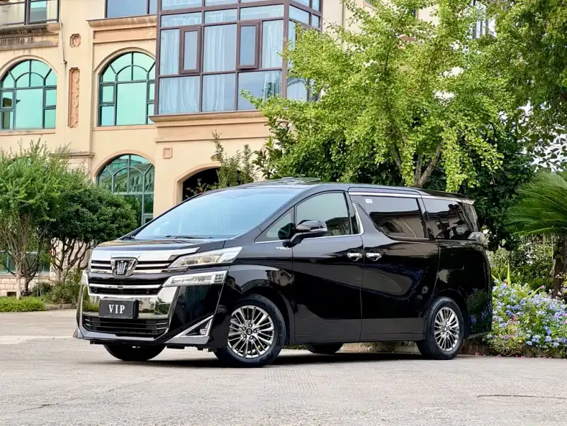 Toyota Vellfire, 2023