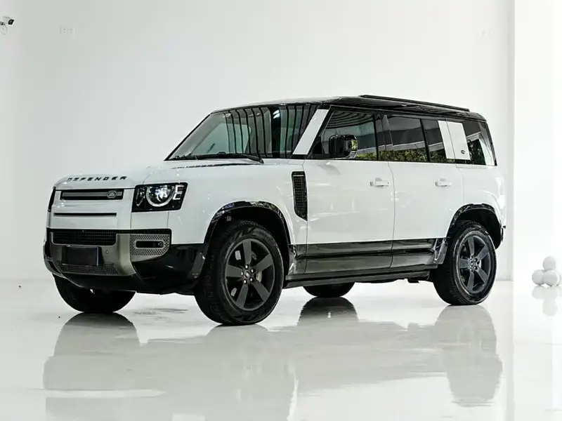 Land Rover Defender, 2024