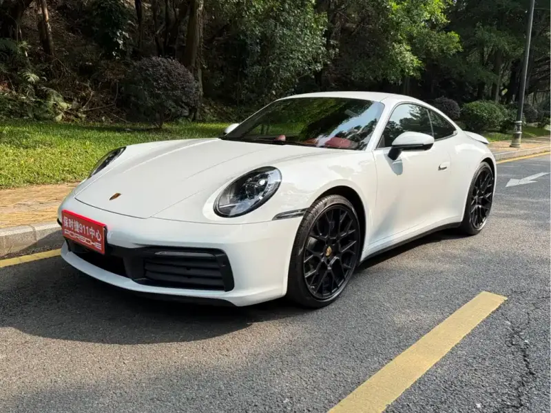 Porsche 911, 2023