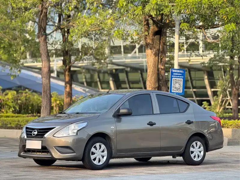 Nissan Sunny, 2015