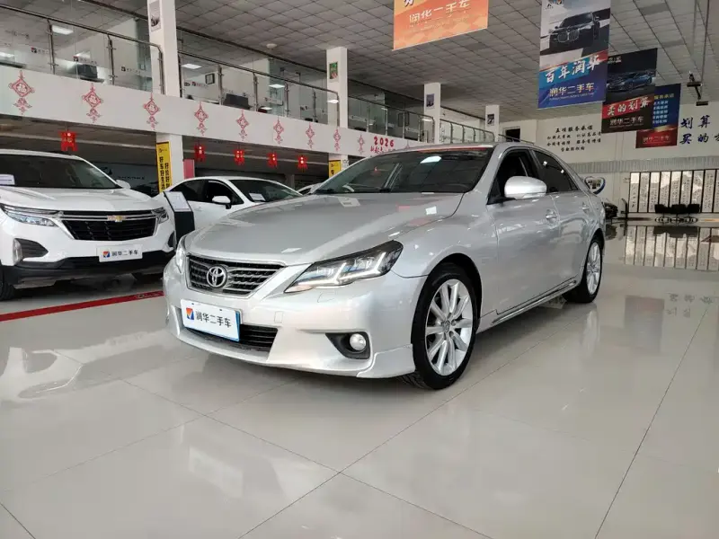 Toyota Reiz, 2013