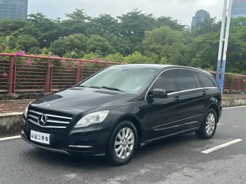 Mercedes-Benz R-Class, 2012
