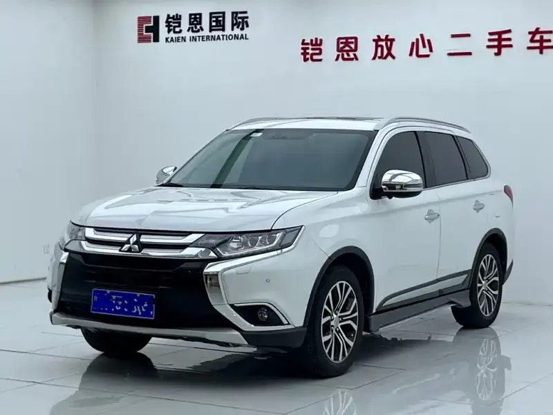 Mitsubishi Outlander, 2017