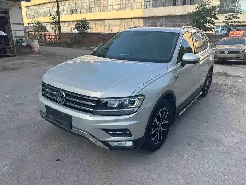 Volkswagen Tiguan L, 2017
