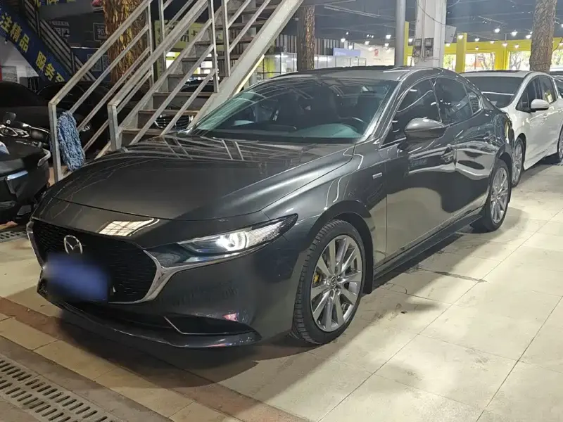 Mazda 3 Axela, 2021