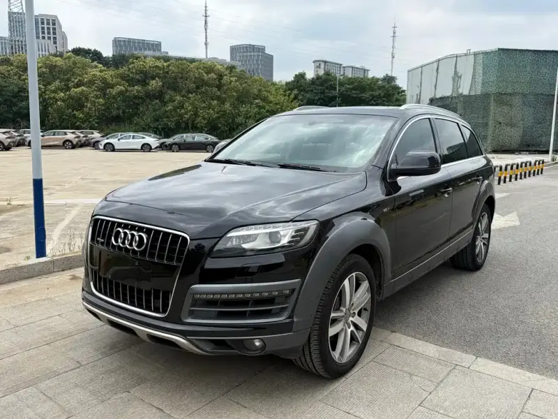 Audi Q7, 2015