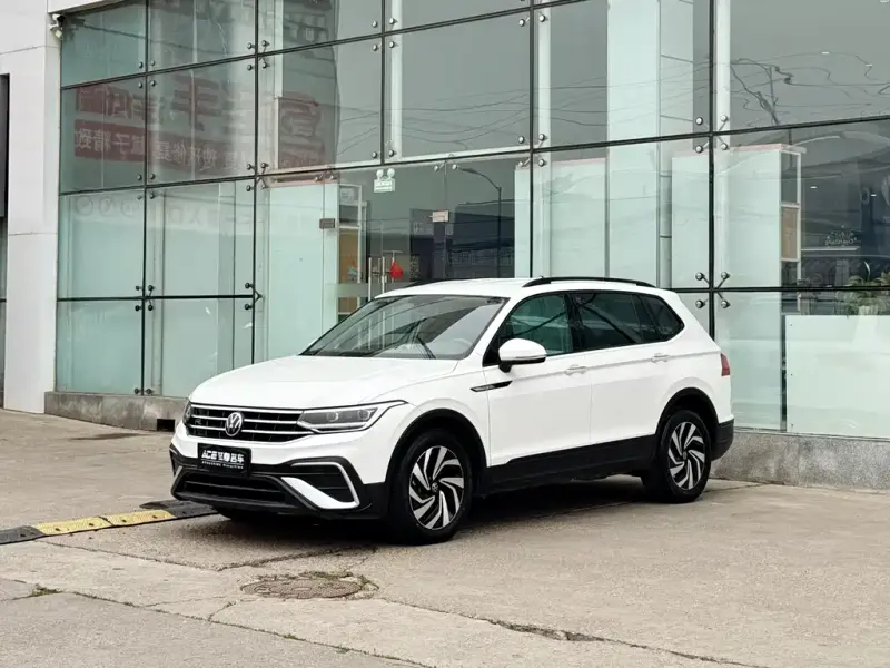 Volkswagen Tiguan L, 2022