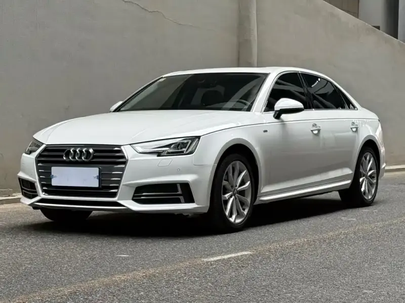 Audi A4L, 2018