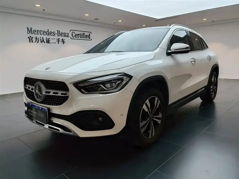 Mercedes-Benz GLA, 2021