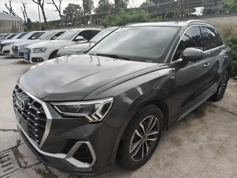 Audi Q3, 2022