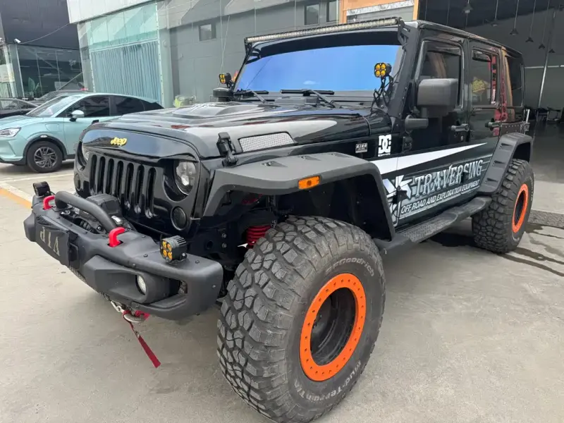 Jeep Wrangler, 2013
