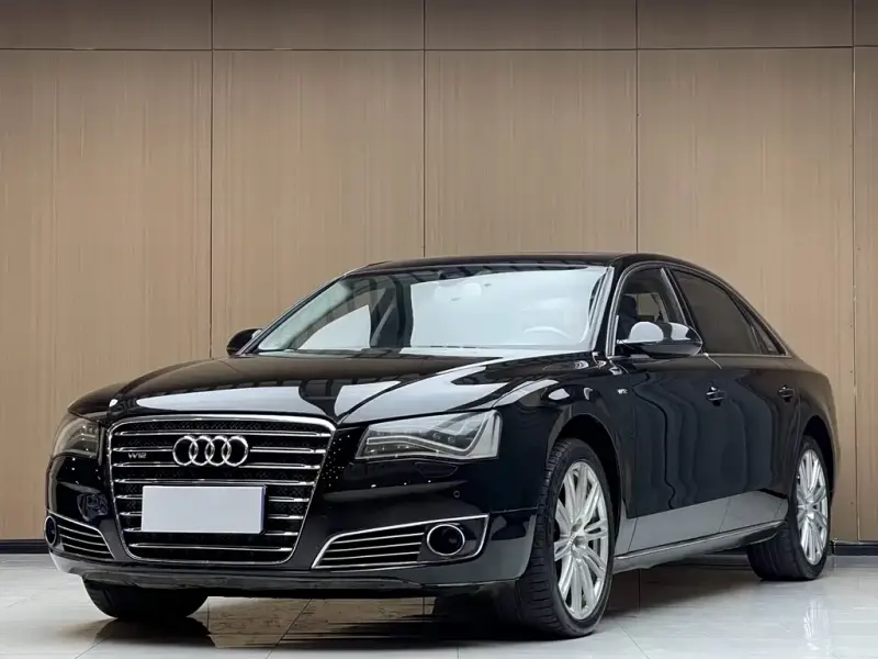 Audi A8, 2012