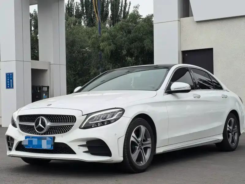 Mercedes-Benz C-Class, 2020