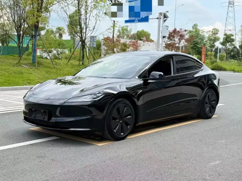 Tesla Model 3, 2024