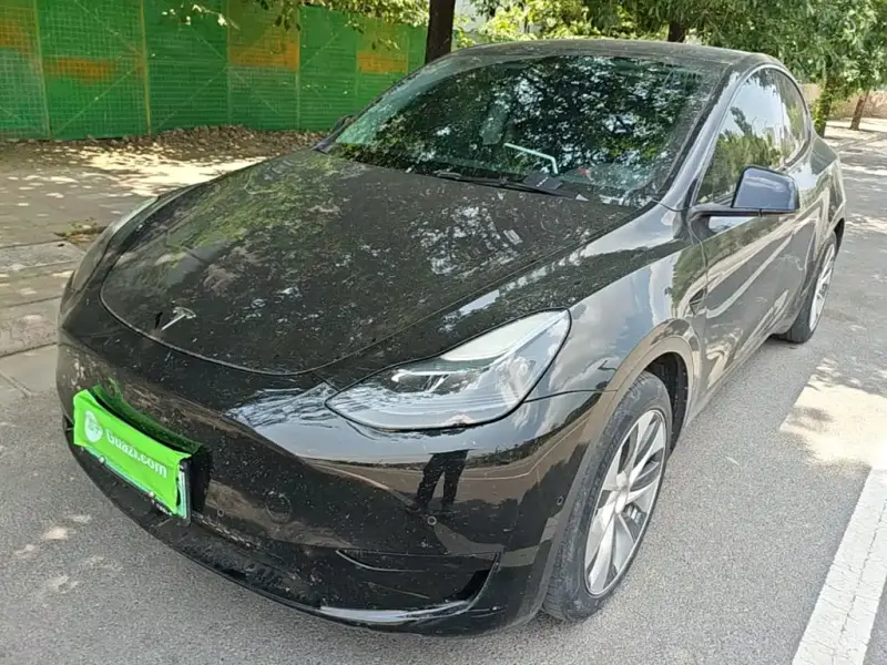 Tesla Model Y, 2023