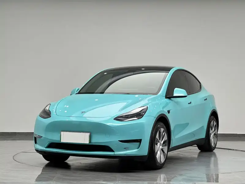 Tesla Model Y, 2023