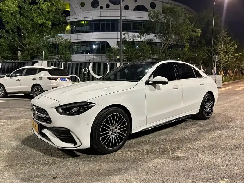 Mercedes-Benz C-Class, 2025