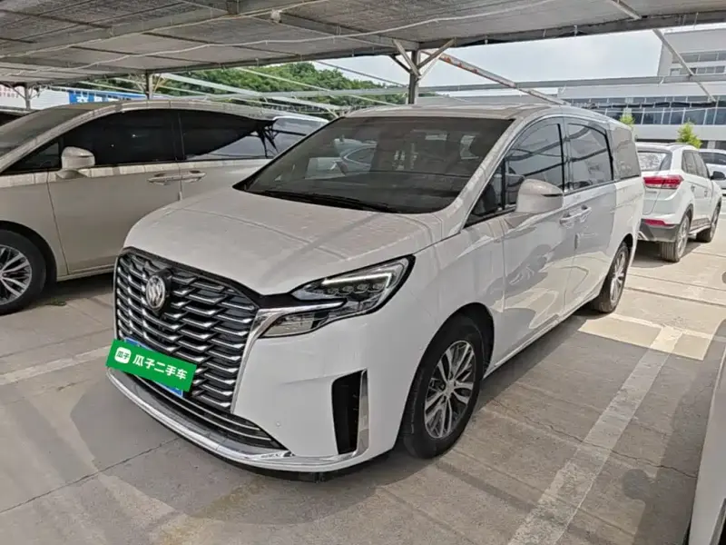 Buick GL8, 2023