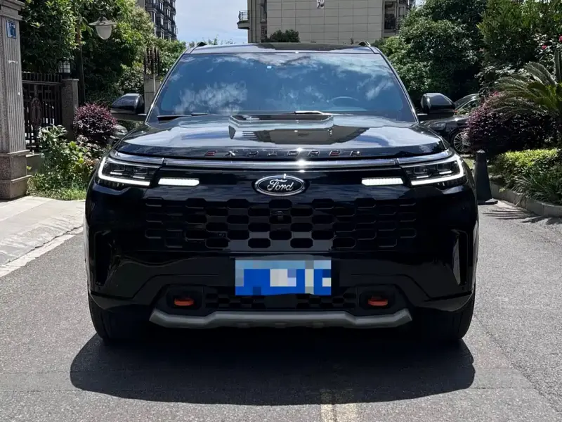 Ford Explorer, 2023