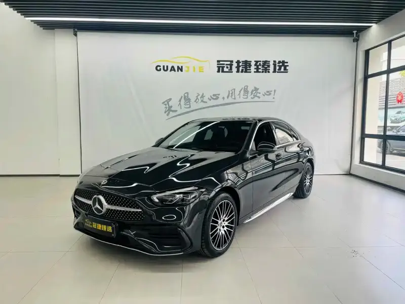 Mercedes-Benz C-Class, 2025