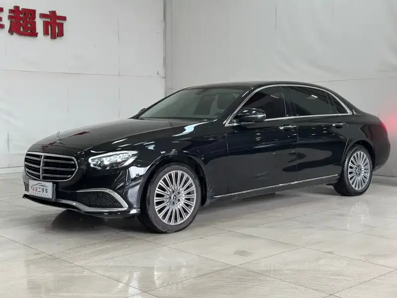 Mercedes-Benz E-Class, 2022