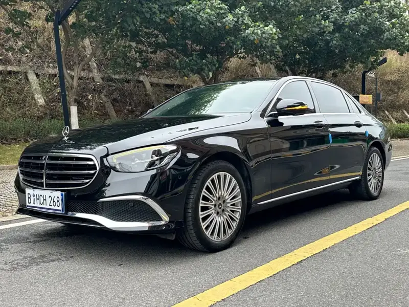 Mercedes-Benz E-Class, 2023