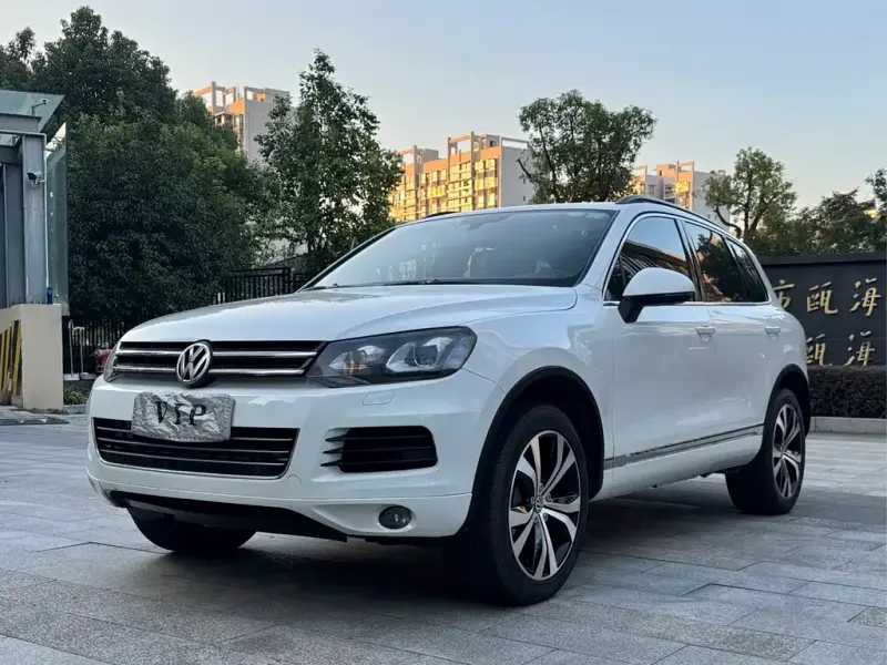Volkswagen Touareg, 2014