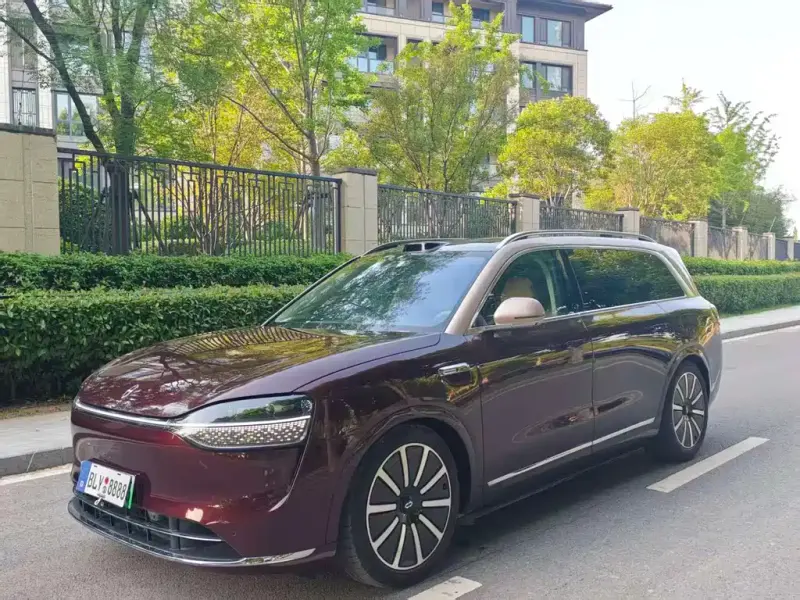 AITO M9, 2025