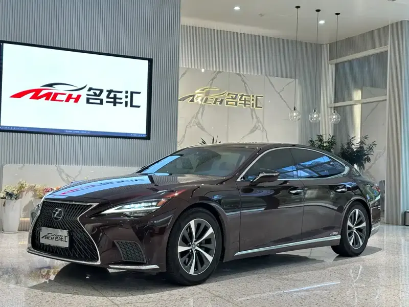 Lexus LS, 2021
