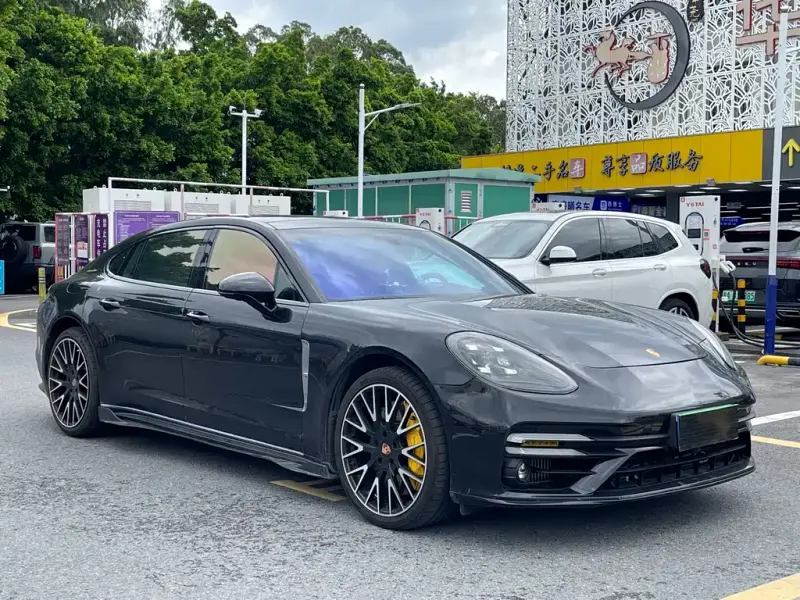 Porsche Panamera, 2020