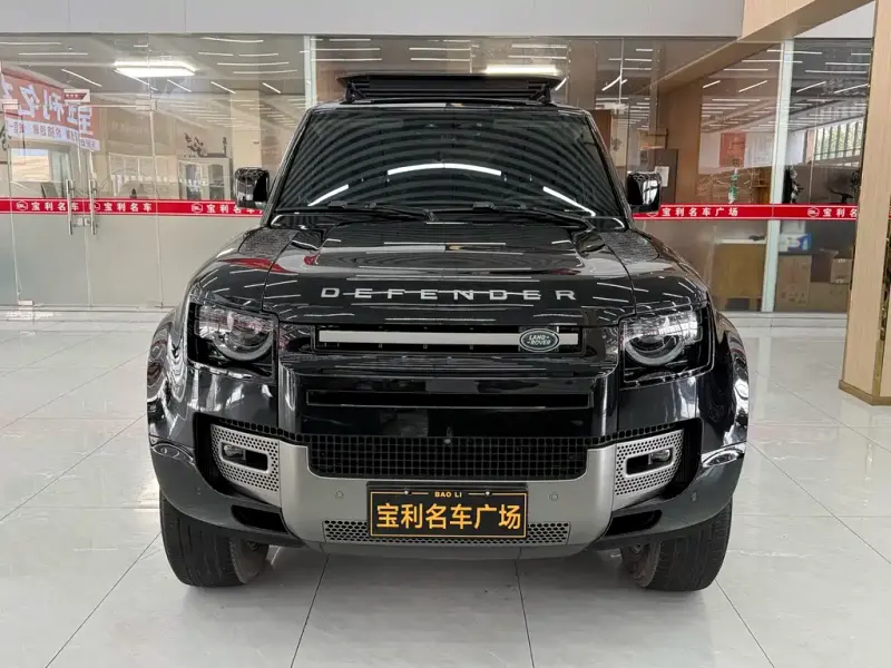 Land Rover Defender, 2021