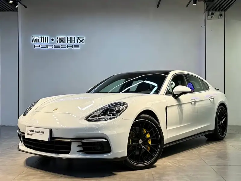 Porsche Panamera, 2019