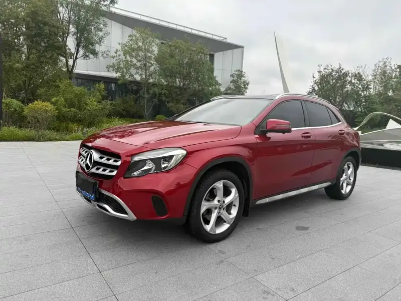 Mercedes-Benz GLA, 2018