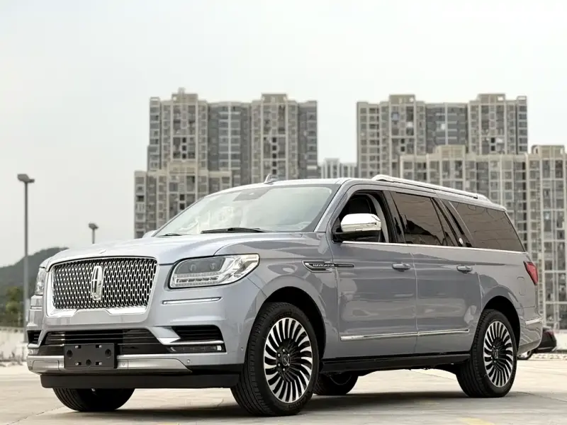 Lincoln Navigator, 2022