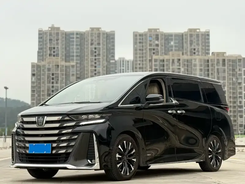 Toyota Vellfire, 2024