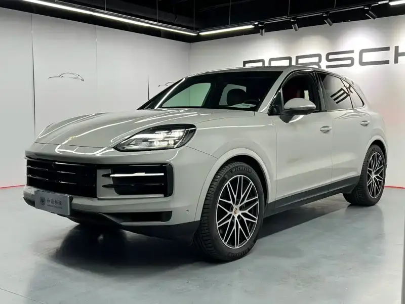 Porsche Cayenne, 2025