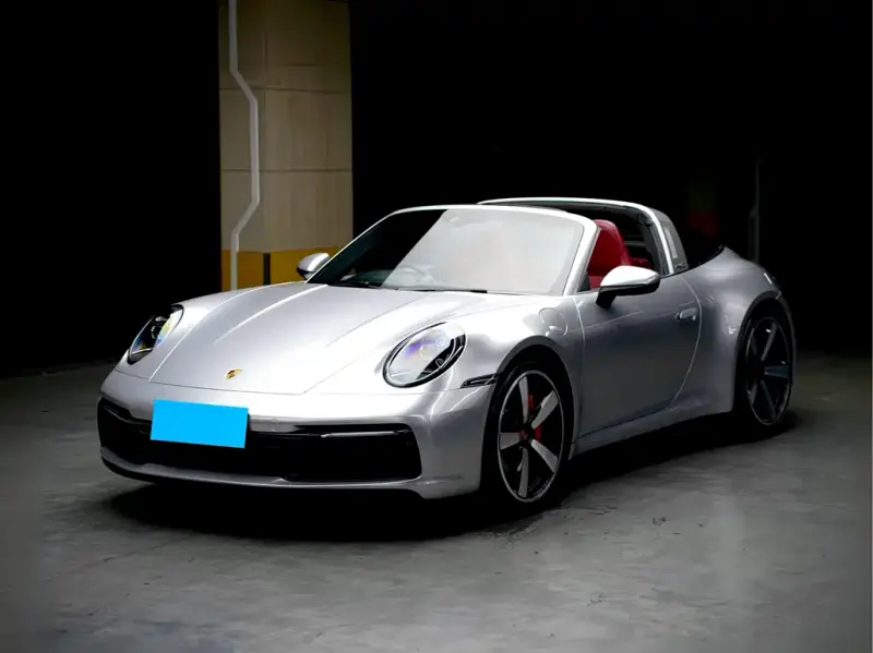 Porsche 911, 2021