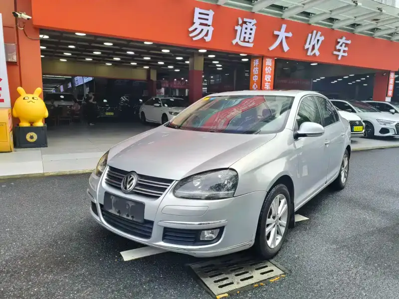 Volkswagen Sagitar, 2011