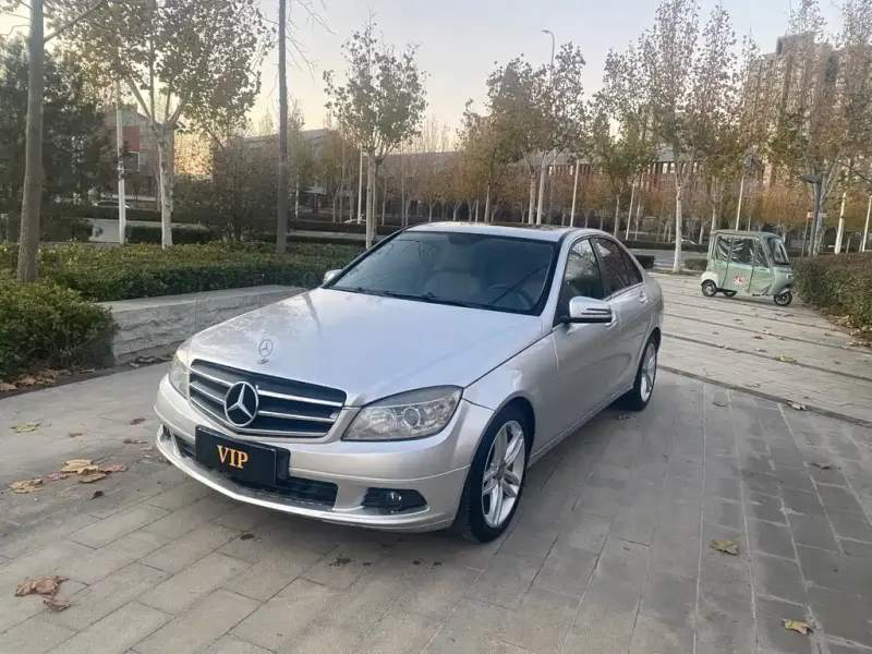 Mercedes-Benz C-Class, 2010