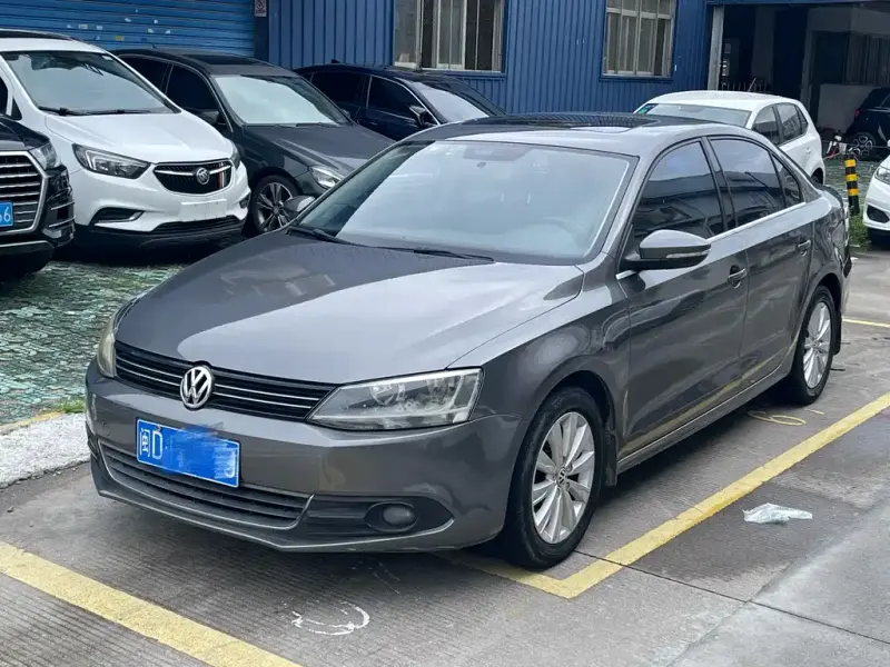 Volkswagen Sagitar, 2014