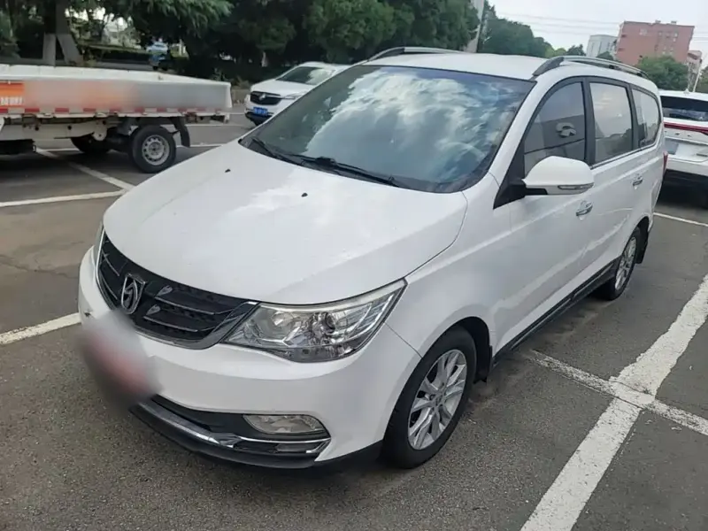 Baojun 730, 2017