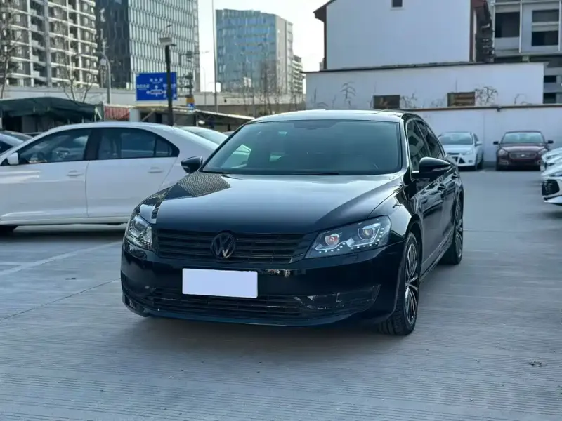 Volkswagen Passat, 2011