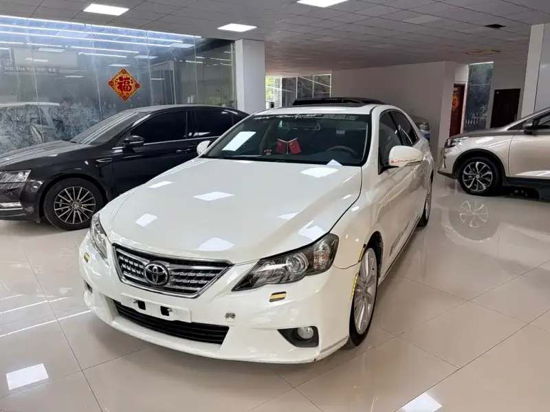 Toyota Reiz, 2010