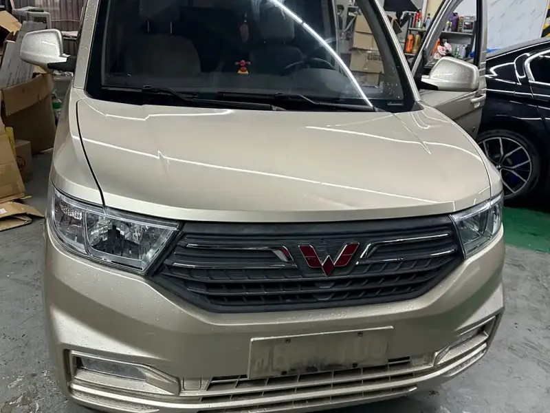 Wuling Hongguang V, 2023