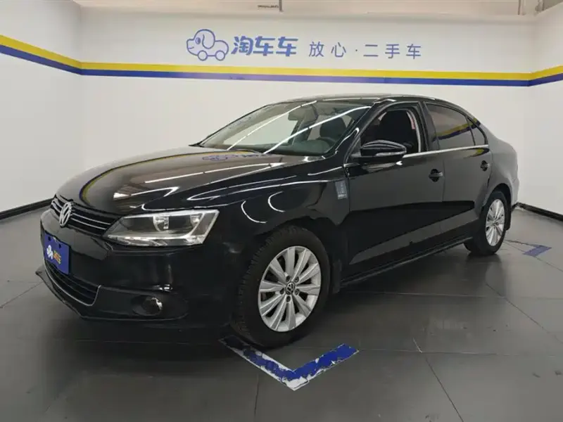 Volkswagen Sagitar, 2015