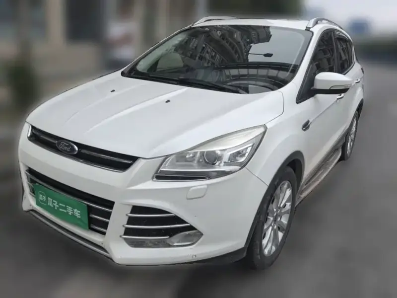 Ford Kuga, 2015